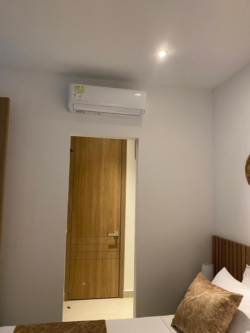 Baia Kristal Getaway Cartagena